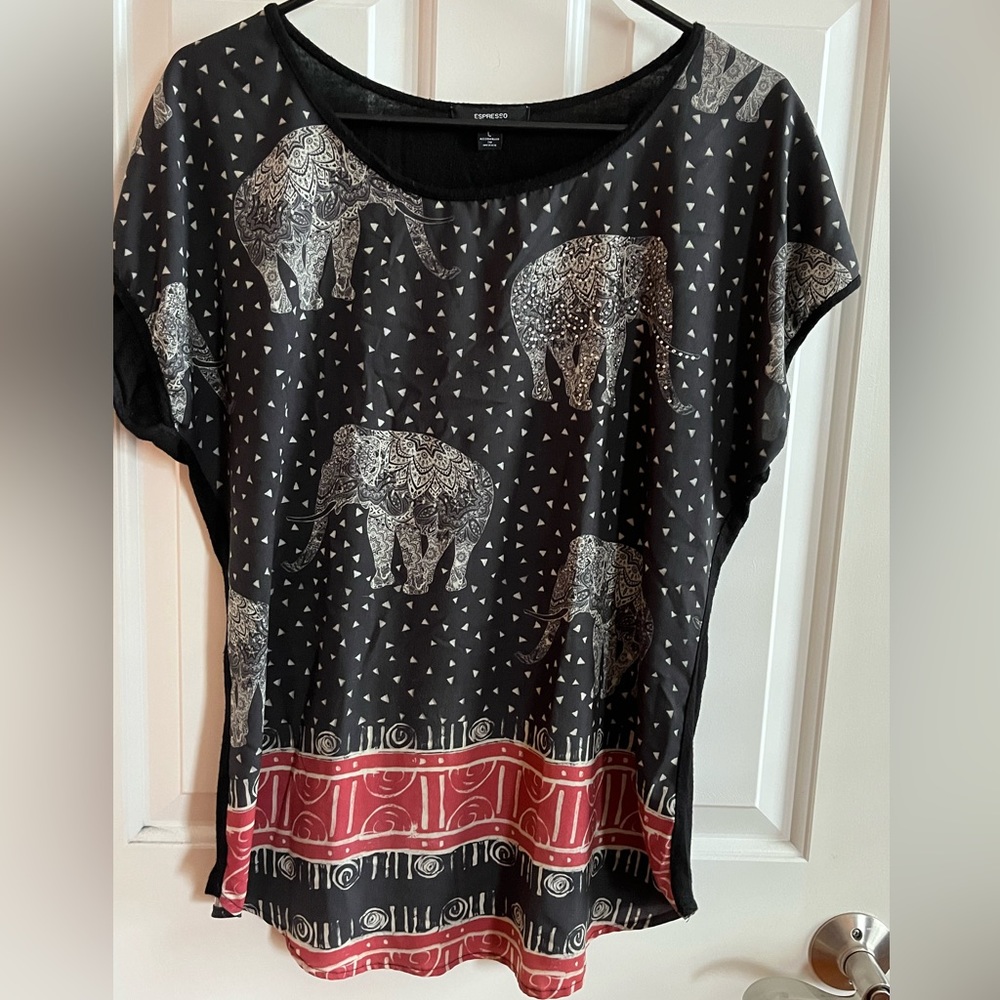 Espresso Elephant Tee Shirt size Large